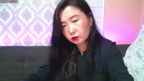Snapshot of bet_lu chatting on 03-04-25, 01:01 Bet Lu online show from 03-04-25, 01:01