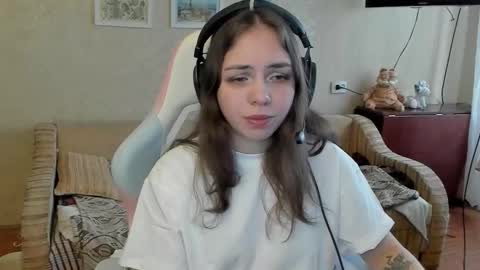 Snapshot of bethany_tease chatting on 02-25-26, 11:42 bethany_tease online show from 02-25-26, 11:42