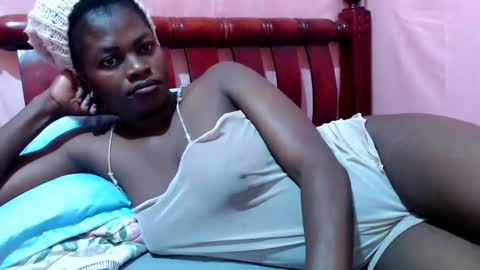 Betina online show from 12-20-25, 05:36