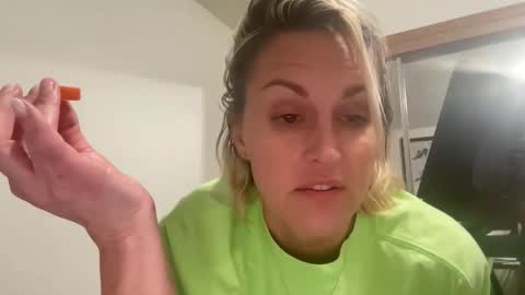 Snapshot of betterconvobesttime chatting on 12-04-25, 04:00 Best Time and Even better Convo online show from 12-04-25, 04:00