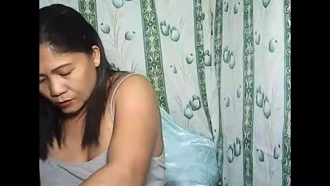 betty_83 online show from 01-08-25, 12:15