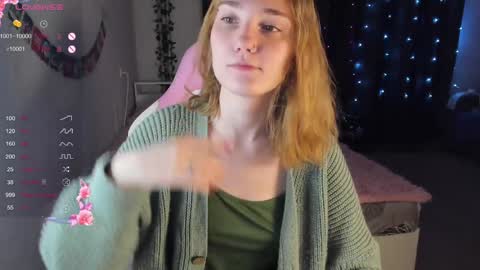 Snapshot of betty_witchy chatting on 01-02-25, 01:06 Dory make me happier online show from 01-02-25, 01:06