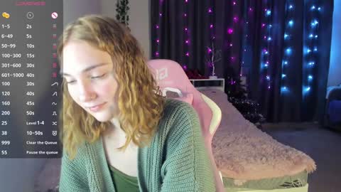 Snapshot of betty_witchy chatting on 01-10-25, 01:10 Dory make me happier online show from 01-10-25, 01:10