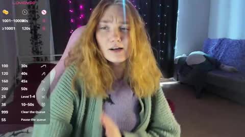 Snapshot of betty_witchy chatting on 03-11-25, 05:05 Dory make me happier online show from 03-11-25, 05:05