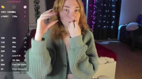 Snapshot of betty_witchy chatting on 03-12-25, 01:14 Dory make me happier online show from 03-12-25, 01:14