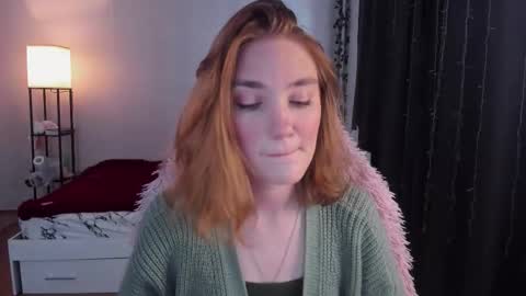 Snapshot of betty_witchy chatting on 10-12-25, 02:54 Dory make me happier online show from 10-12-25, 02:54