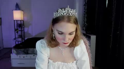 Snapshot of betty_witchy chatting on 11-01-25, 02:46 Dory make me happier online show from 11-01-25, 02:46