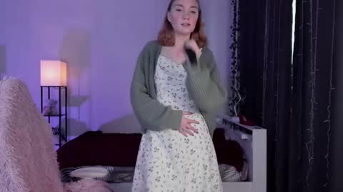 Snapshot of betty_witchy chatting on 11-06-25, 02:56 Dory make me happier online show from 11-06-25, 02:56