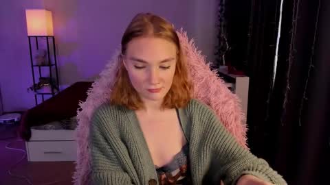 Snapshot of betty_witchy chatting on 11-12-25, 03:29 Dory make me happier online show from 11-12-25, 03:29