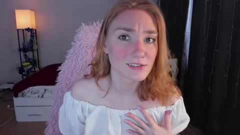 Snapshot of betty_witchy chatting on 12-15-25, 03:44 Dory make me happier online show from 12-15-25, 03:44