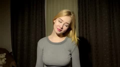 Snapshot of bettymorante chatting on 02-20-26, 11:22 Hinata online show from 02-20-26, 11:22