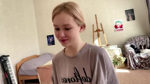 Hinata online show from 03-16-26, 04:07