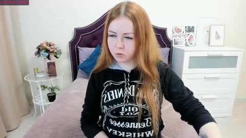 Mila Sweet online show from 02-21-25, 04:29