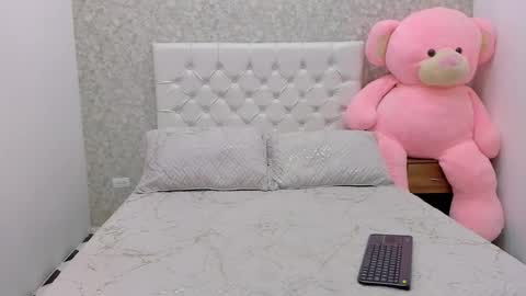 Snapshot of bianca_1035 chatting on 02-20-25, 10:48 Bian  online show from 02-20-25, 10:48