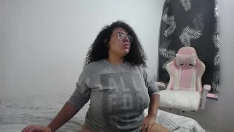 Snapshot of bianca_boobs chatting on 03-01-25, 11:06 Bianca Tuesday to Sunday from 2am to 6am UTC-5 online show from 03-01-25, 11:06