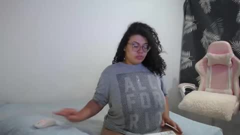 Snapshot of bianca_boobs chatting on 10-17-25, 12:47 Bianca Tuesday to Sunday from 2am to 6am UTC-5 online show from 10-17-25, 12:47