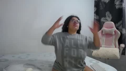 Bianca Tuesday to Sunday from 2am to 6am UTC-5 online show from 02-20-26, 09:21