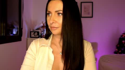 B I A N C A   online show from 12-16-25, 10:04