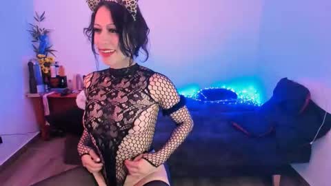 Snapshot of biancamirage1 chatting on 11-16-25, 04:34 Bianca Mirage online show from 11-16-25, 04:34
