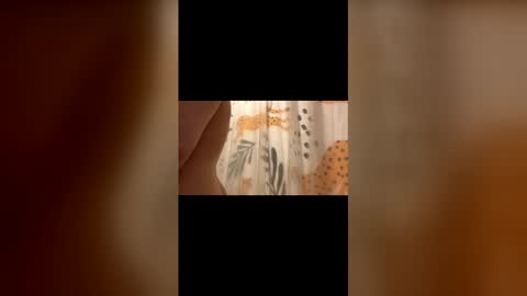 Ellie  online show from 01-15-26, 05:12