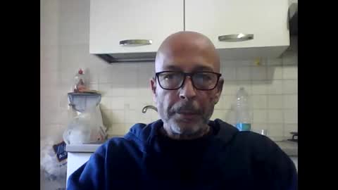 Snapshot of big23italy chatting on 10-04-25, 09:07 big23italy online show from 10-04-25, 09:07