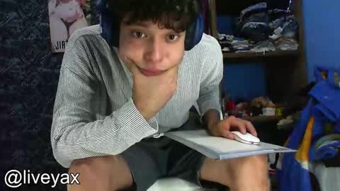 Ryan  online show from 11-04-25, 12:43