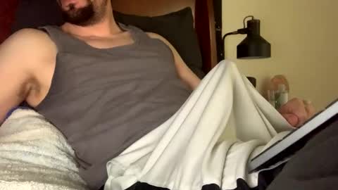 Snapshot of bigandhard6992 chatting on 02-21-25, 02:16 HARDNBIG online show from 02-21-25, 02:16