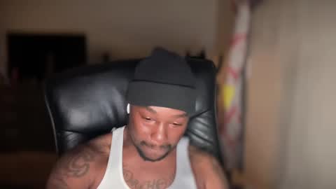 Snapshot of bigbackwoodcali chatting on 02-01-25, 01:44 bigbackwoodcali online show from 02-01-25, 01:44