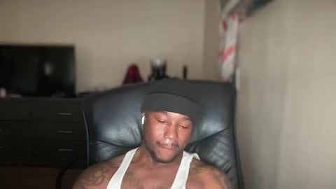 Snapshot of bigbackwoodcali chatting on 03-12-25, 10:50 bigbackwoodcali online show from 03-12-25, 10:50