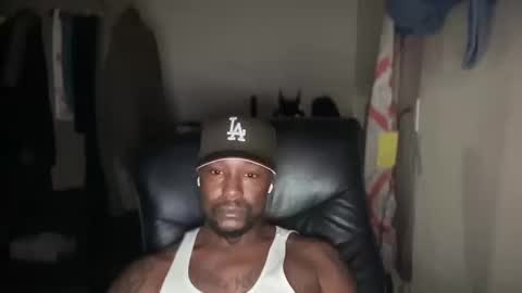 Snapshot of bigbackwoodcali chatting on 10-18-25, 08:26 bigbackwoodcali online show from 10-18-25, 08:26