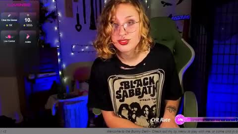 Snapshot of bigbearandbunny chatting on 01-28-25, 12:05 bigbearandbunny online show from 01-28-25, 12:05