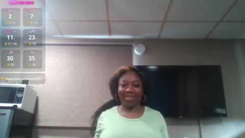 Snapshot of bigboobs_bouncin chatting on 03-04-25, 07:54 Ashley online show from 03-04-25, 07:54