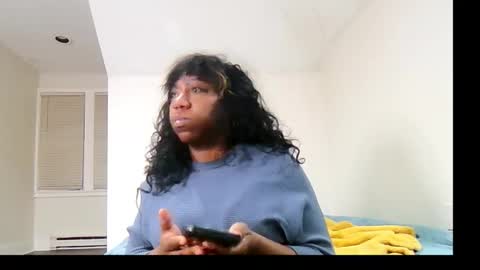 Snapshot of bigboobs_bouncin chatting on 02-18-26, 01:45 Ashley online show from 02-18-26, 01:45