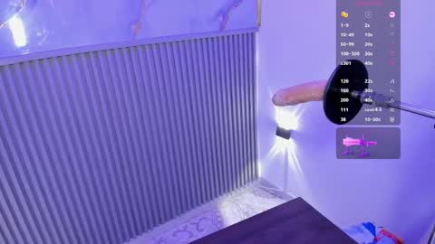 Snapshot of bigboobs_violeta chatting on 09-23-25, 03:15 VIOLETA online show from 09-23-25, 03:15