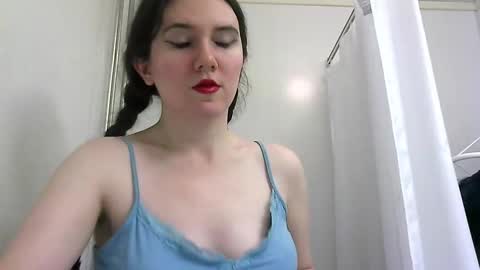 Isabella online show from 10-29-25, 07:59
