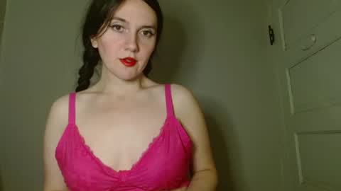 Isabella online show from 12-20-25, 07:04