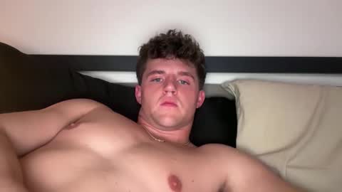 Snapshot of bigbootyburger1 chatting on 02-10-26, 07:34 bigbootyburger1 online show from 02-10-26, 07:34