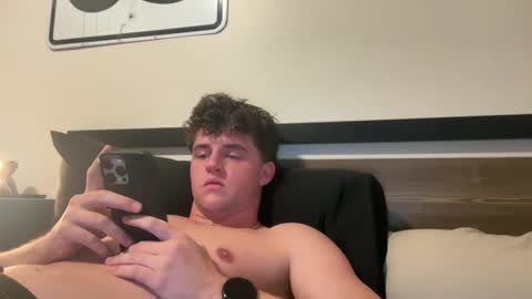 Snapshot of bigbootyburger1 chatting on 02-16-26, 03:13 bigbootyburger1 online show from 02-16-26, 03:13