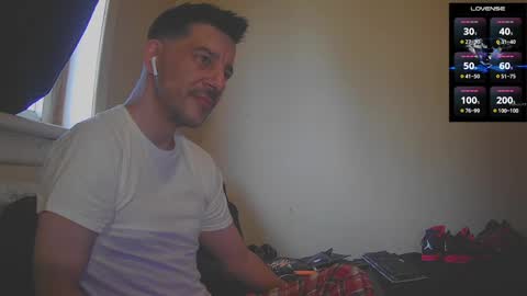 Jon - Im Straight online show from 10-15-25, 06:19