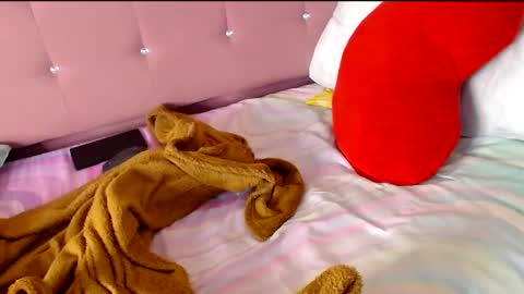 bigclit_luisa online show from 12-16-24, 08:20