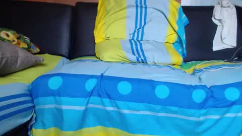 alexis online show from 10-31-25, 05:03