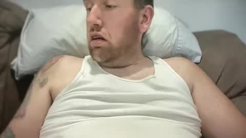 bigcocksuckingslut online show from 12-31-24, 07:40