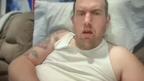 bigcocksuckingslut online show from 03-09-25, 09:36