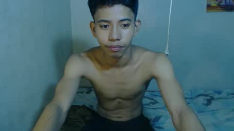 Snapshot of bigcockyummysex chatting on 10-29-25, 10:17 bigcockyummysex online show from 10-29-25, 10:17