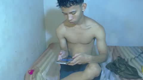 Snapshot of bigcockyummysex chatting on 10-30-25, 03:08 bigcockyummysex online show from 10-30-25, 03:08