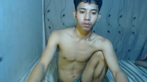 Snapshot of bigcockyummysex chatting on 11-10-25, 04:17 bigcockyummysex online show from 11-10-25, 04:17