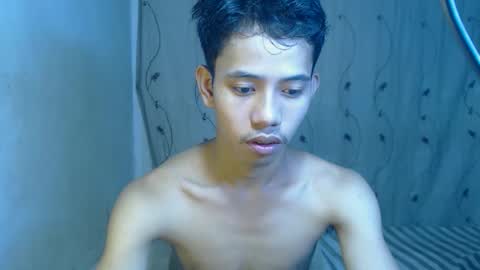 Snapshot of bigcockyummysex chatting on 11-19-25, 01:27 bigcockyummysex online show from 11-19-25, 01:27