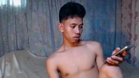 Snapshot of bigcockyummysex chatting on 12-15-25, 06:39 bigcockyummysex online show from 12-15-25, 06:39