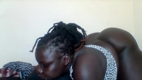 VIOLET online show from 01-15-25, 04:15