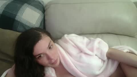 Snapshot of bigdicktrannynicole chatting on 12-17-24, 07:37 bigdicktrannynicole online show from 12-17-24, 07:37